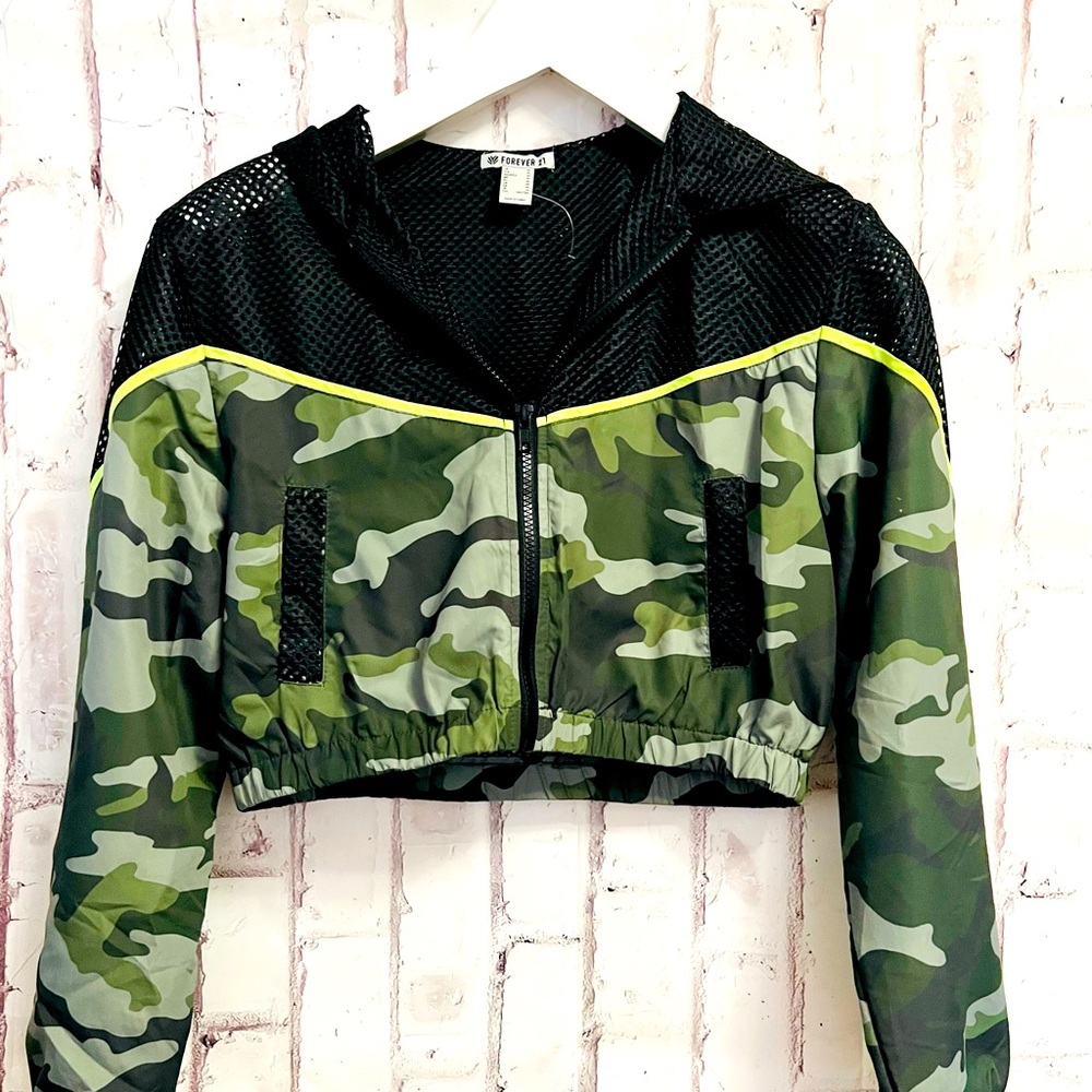 Cropped hoodie